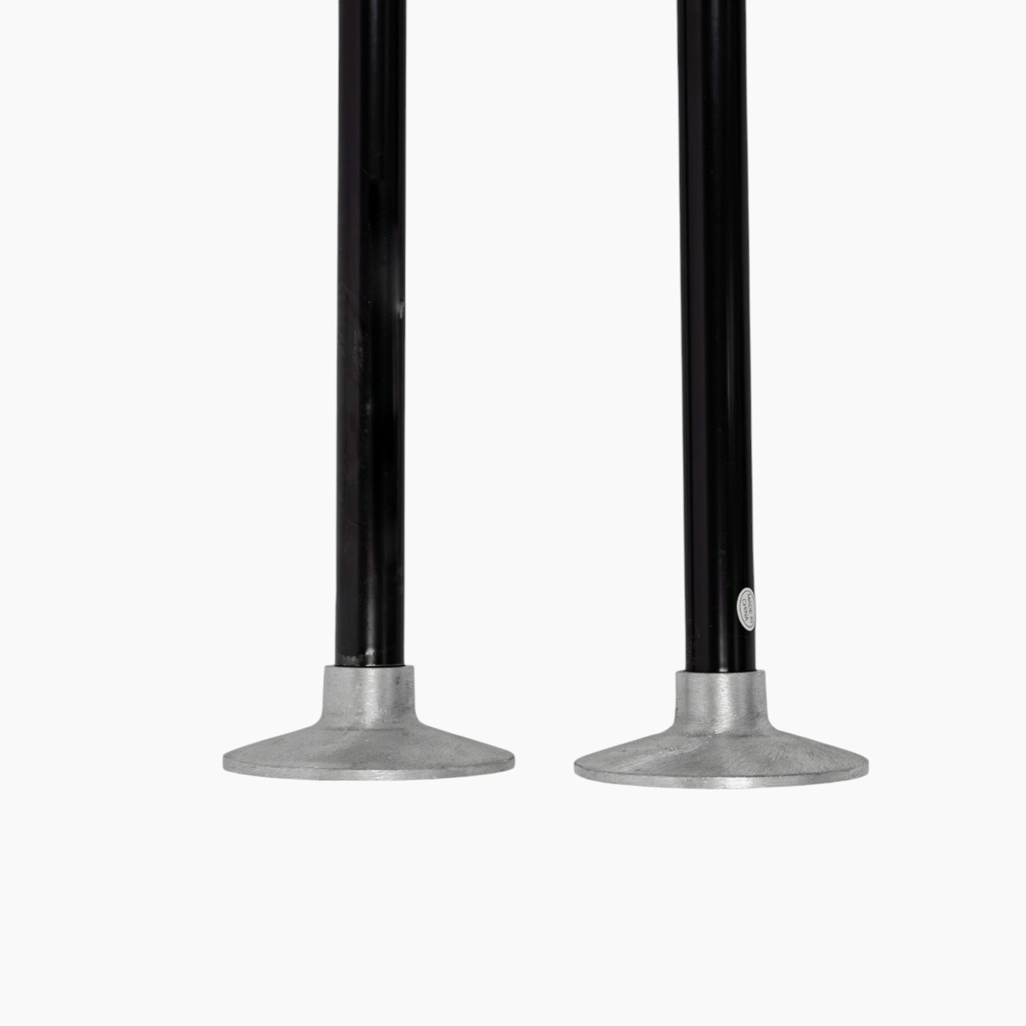 deluxe singles sticks feet