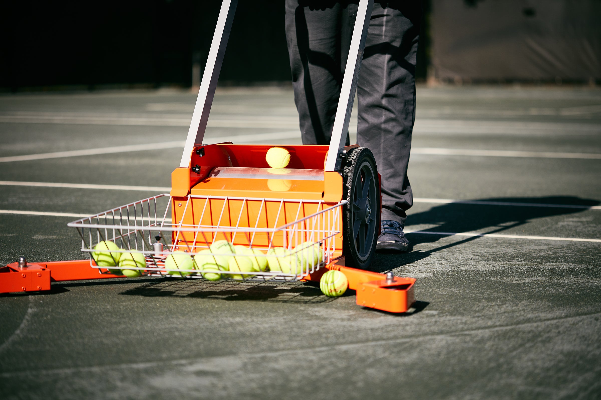 Har-Tru is the Official Provider of Teaching Carts, Ball Mowers & Ball Baskets for the USPTA!