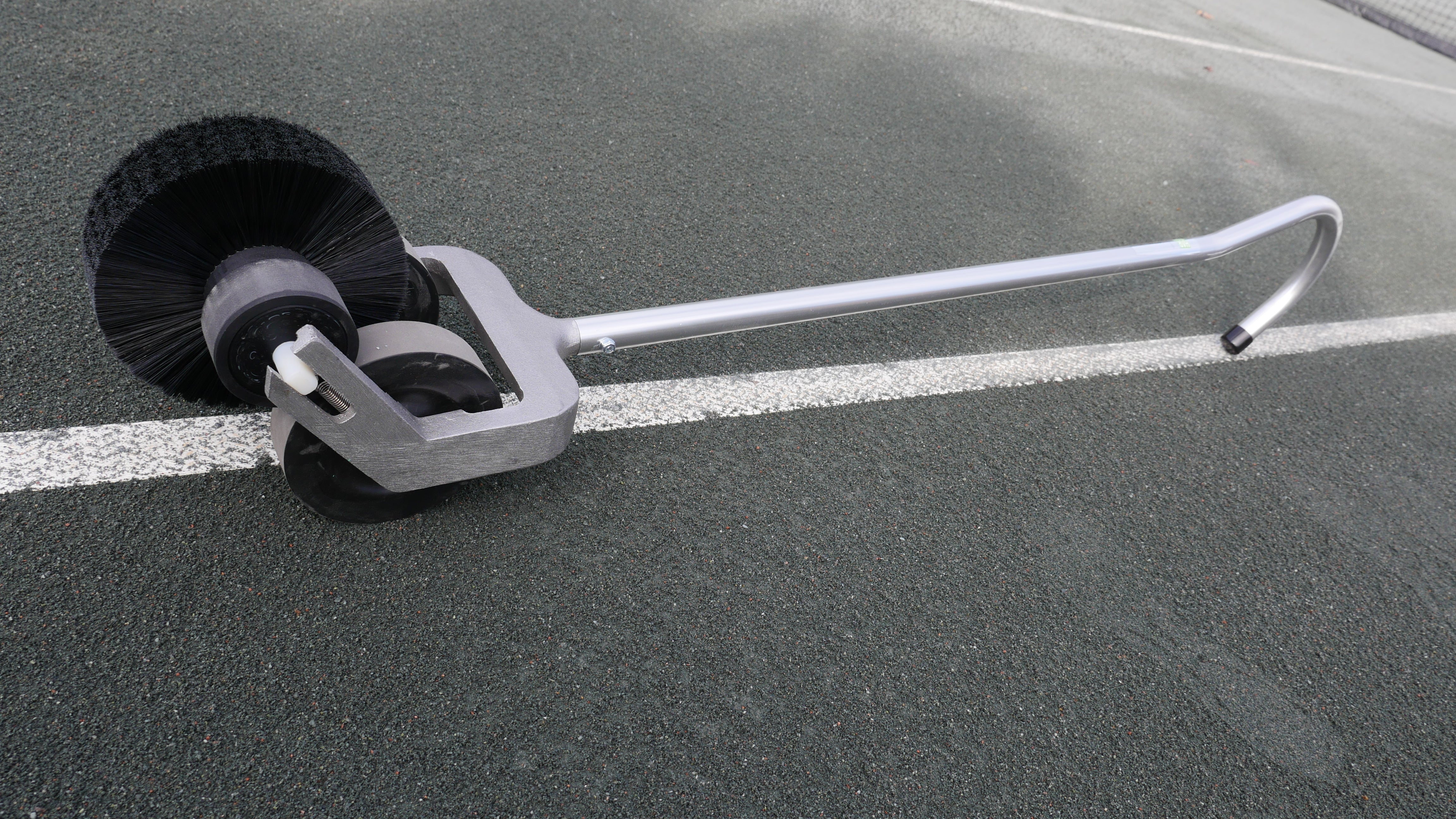 Har-Tru Linemaster tennis court line sweeper with handle